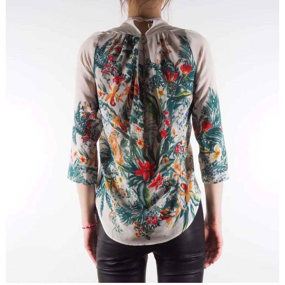 SANDRO Women's Ivory Floral Print Crop Silk V-Neck Top Blouse Size 2(Medium)